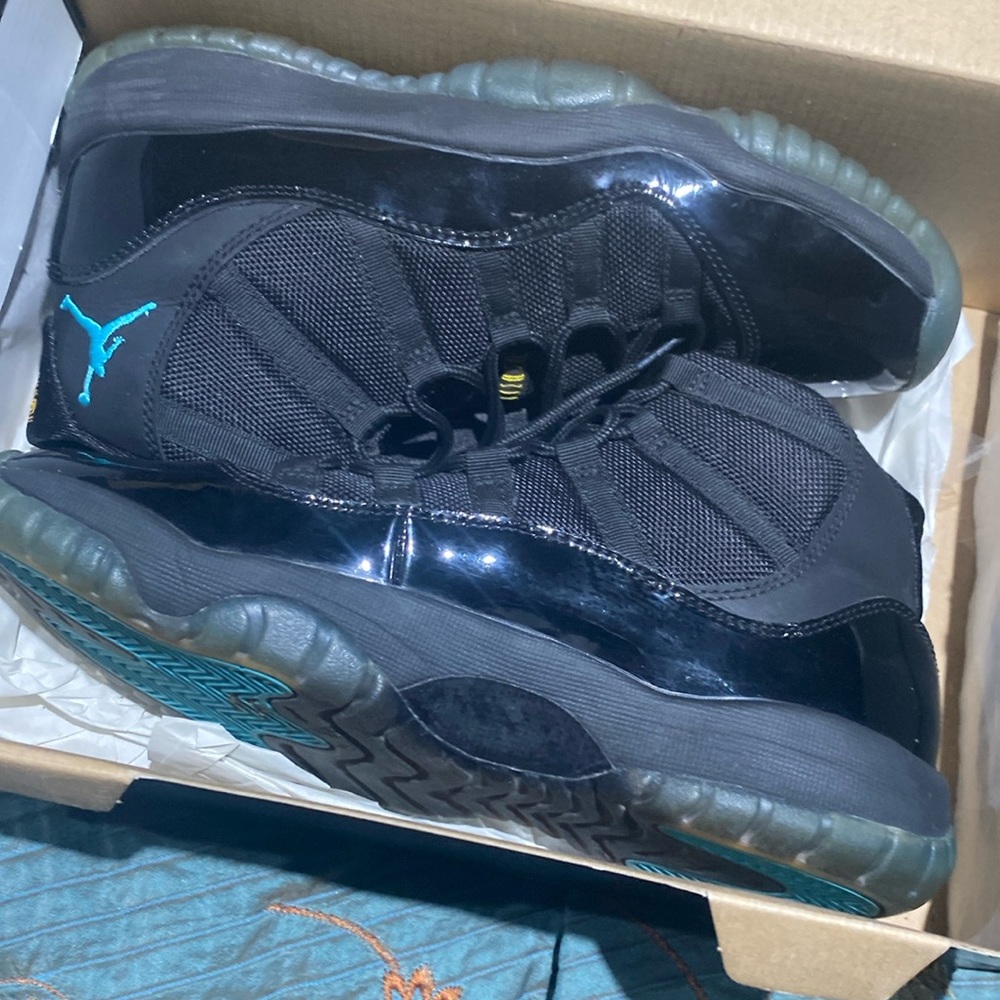 Jordans 11 retro